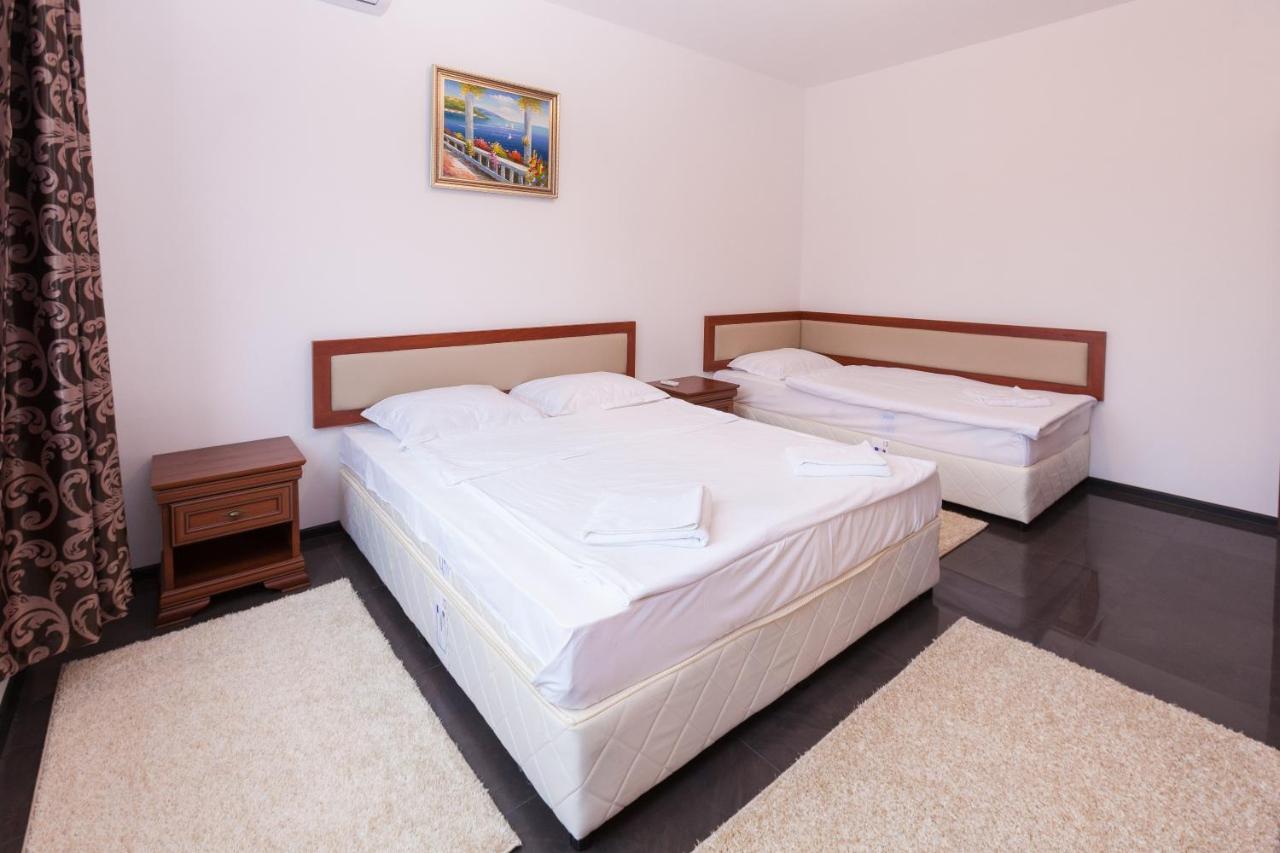 Central Beach Guest Rooms Burgas Luaran gambar