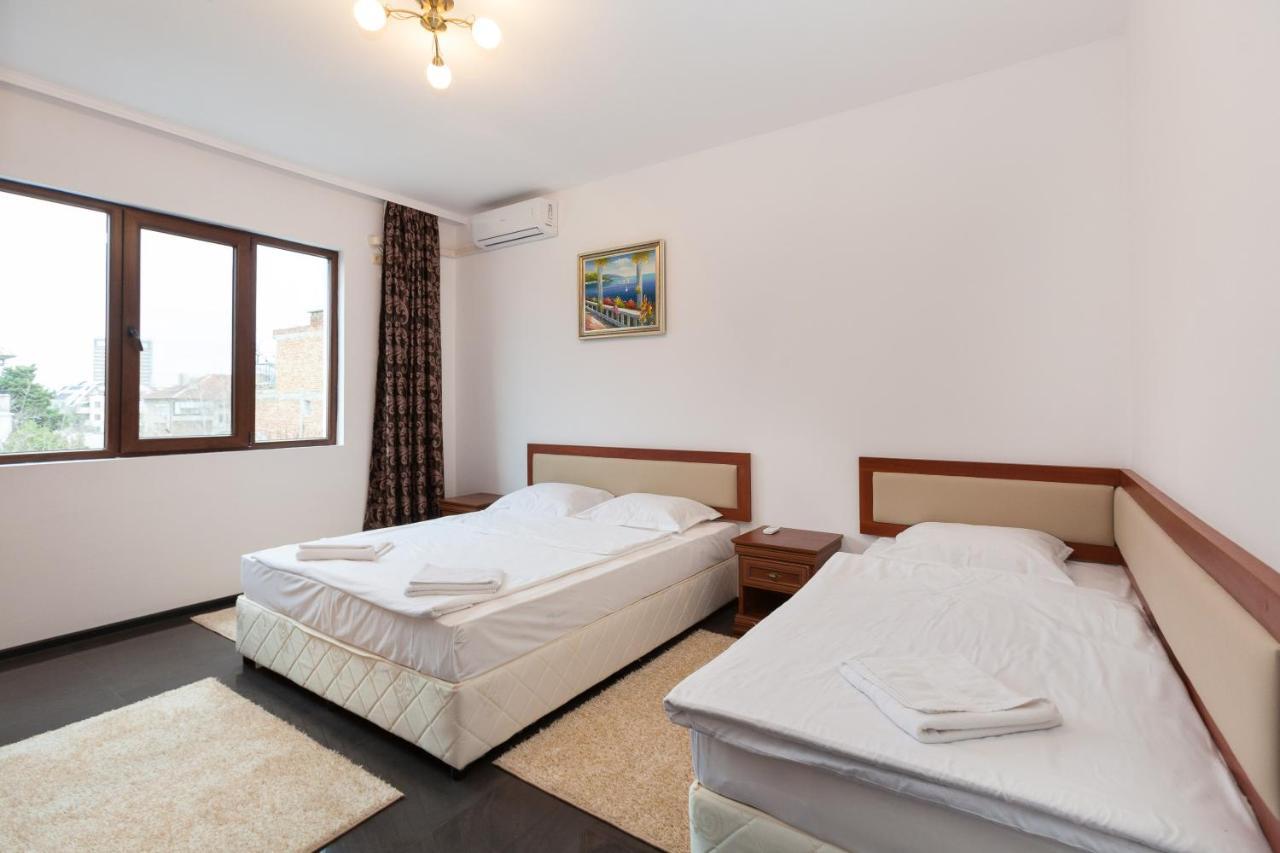 Central Beach Guest Rooms Burgas Luaran gambar